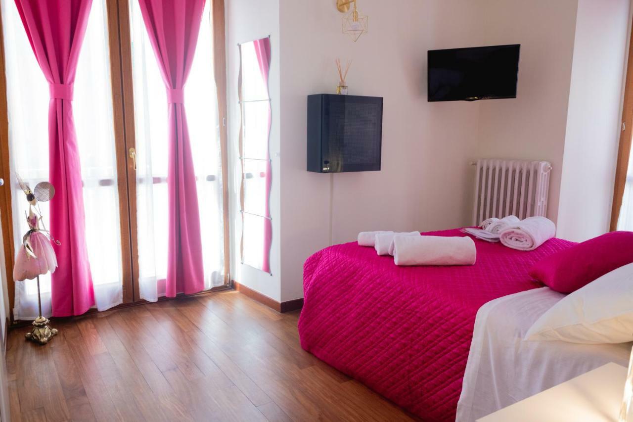 Bed Boutique Napoli Colors Ξενοδοχείο Εξωτερικό φωτογραφία