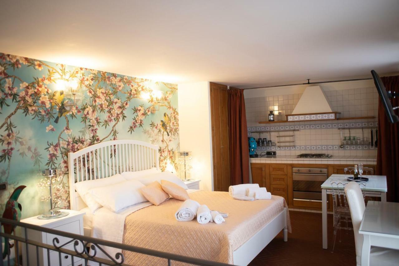 Bed Boutique Napoli Colors Ξενοδοχείο Εξωτερικό φωτογραφία