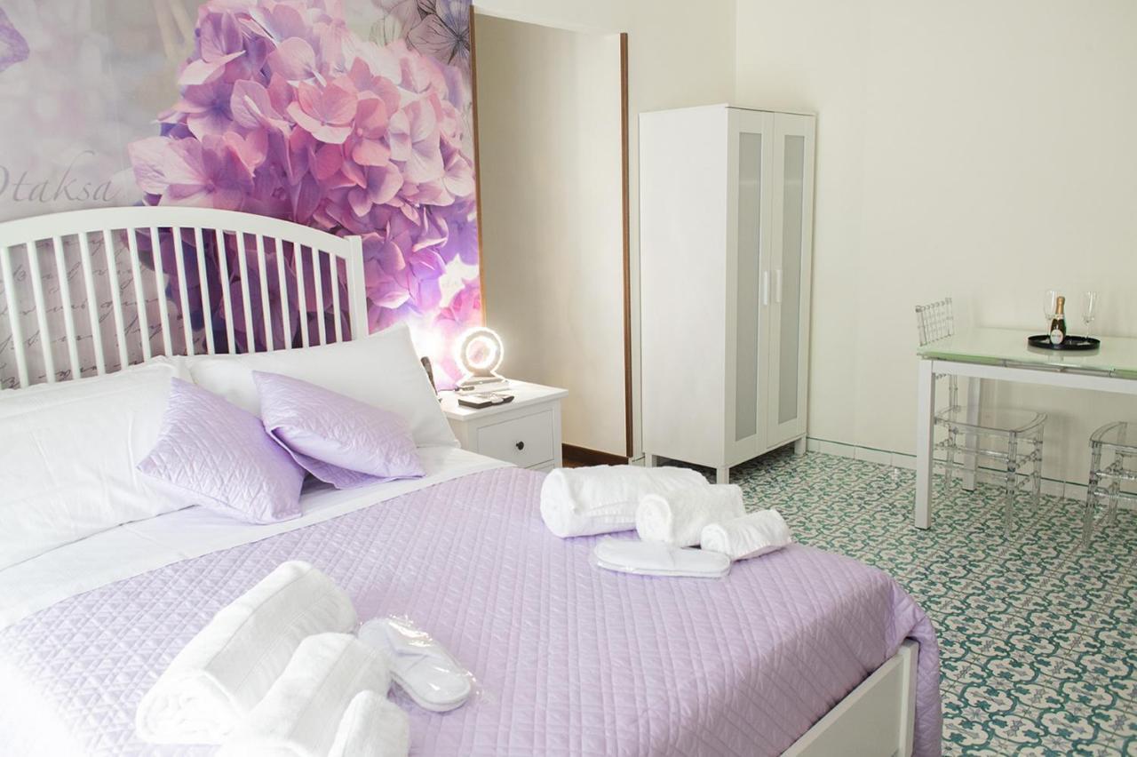 Bed Boutique Napoli Colors Ξενοδοχείο Εξωτερικό φωτογραφία